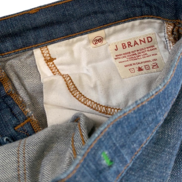 J BRAND Medium Wash Jeans Size: 26 - Picture 5 of 7
